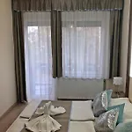 Bed & Breakfast Melior Szallo 3*