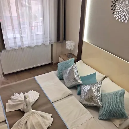 Alojamento de Acomodação e Pequeno-almoço Melior Szálló