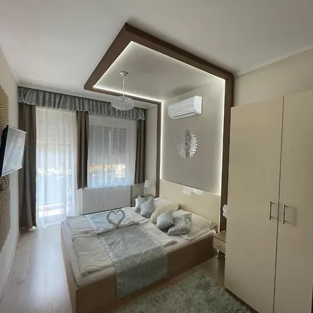 Melior Szallo Bed & Breakfast *