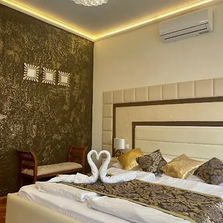 Melior Szallo Bed & Breakfast *