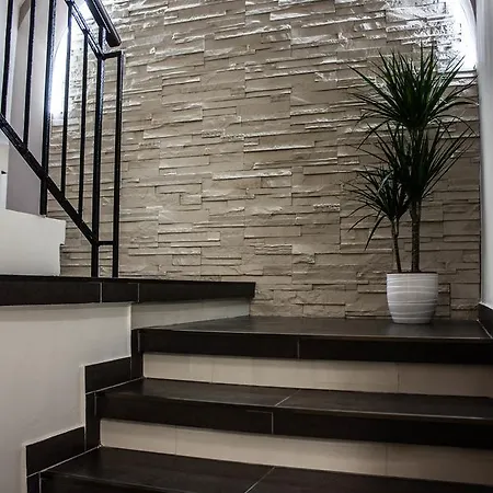 Melior Szallo Bed & Breakfast