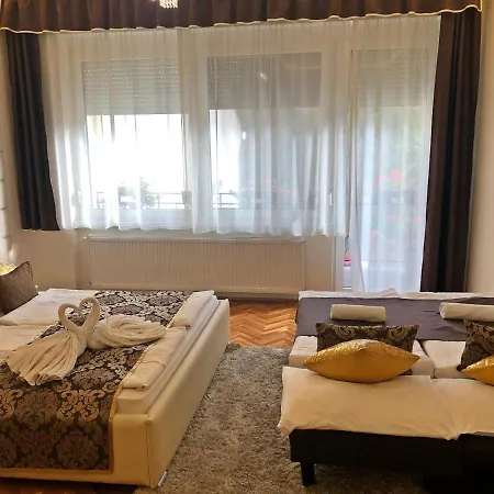 Melior Szallo Bed & Breakfast